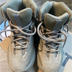 Yeezy Desert Boots